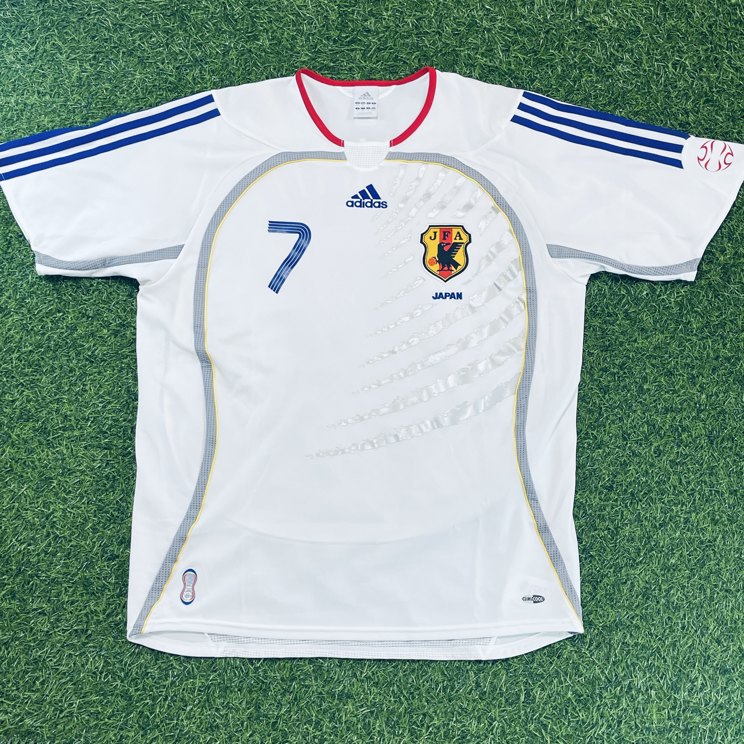 Nakata Japan away shirt